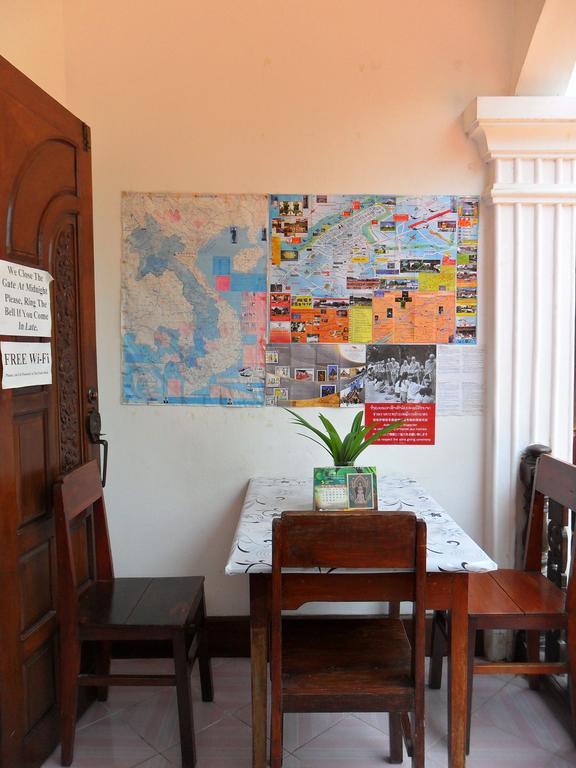 לואנג פרבאנג Rattana Guesthouse מראה חיצוני תמונה